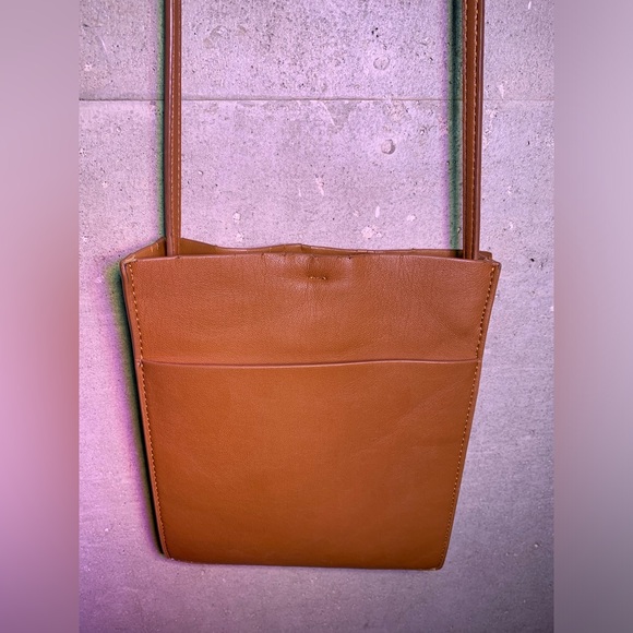 Petite Brown Oak+Fort crossbody bag - Picture 3 of 4